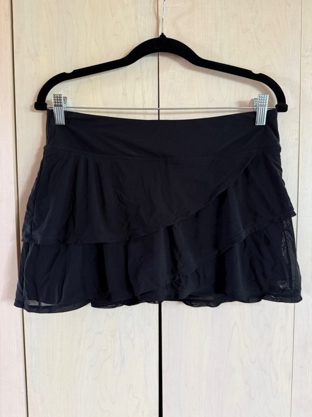 Coco Reef Black Ruffled Mini Skirt/Shorts Swim Bottoms